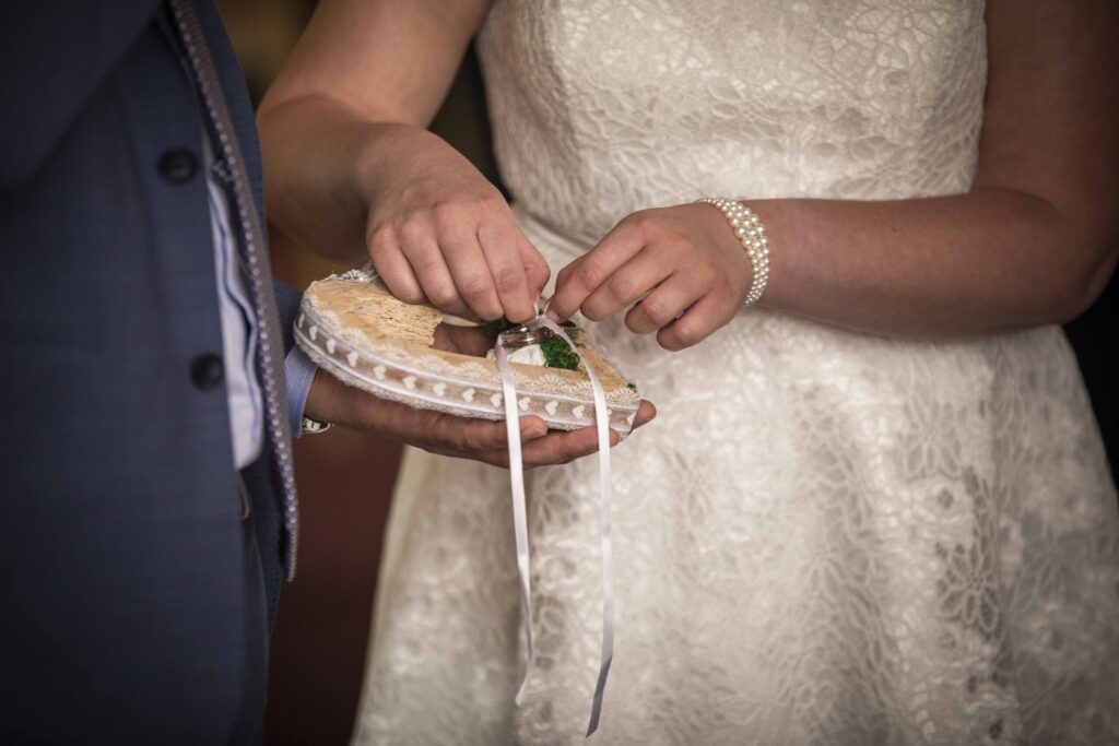 Hochzeitsfotografie im Standesamt im Alten Rathaus in Heilbad Heiligenstadt