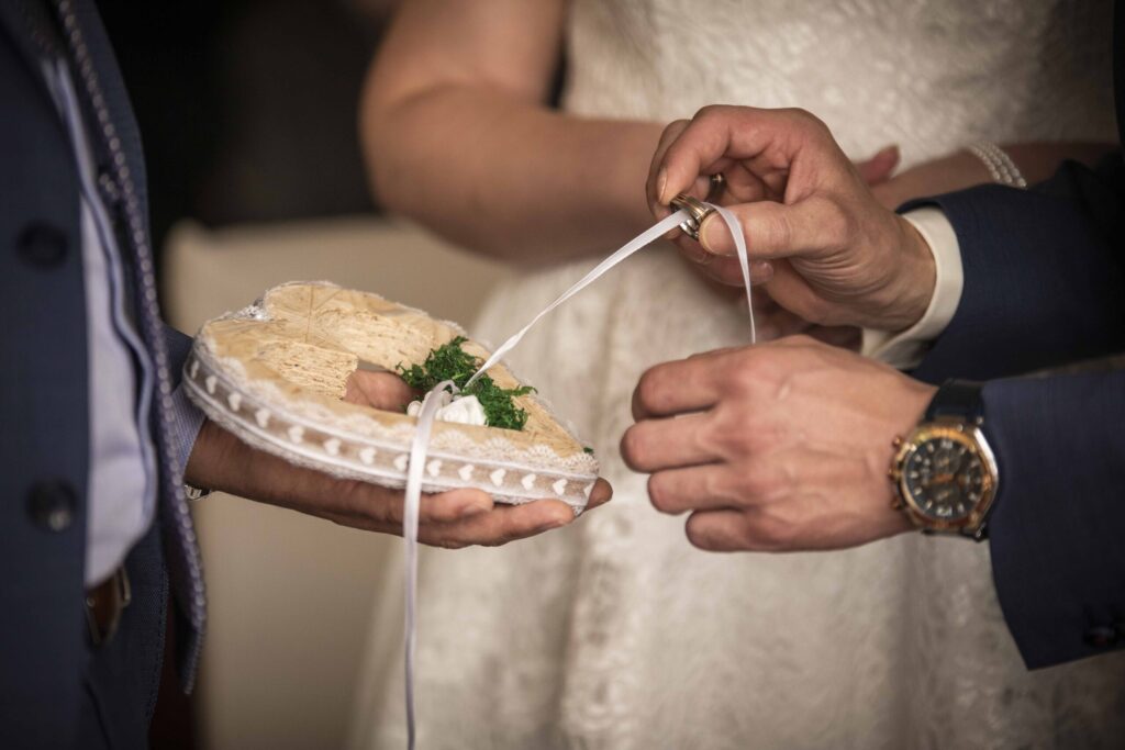 Hochzeitsfotografie im Standesamt im Alten Rathaus in Heilbad Heiligenstadt