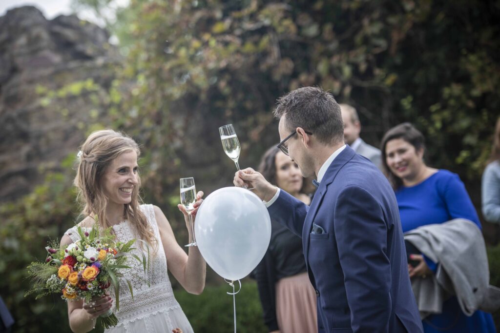 Hochzeitsfotografie auf der Burgruine Hardenberg